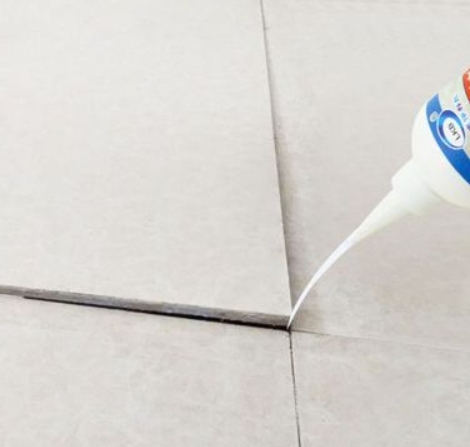 赤城瓷砖空鼓维修公司分享卫生间瓷砖脱落的原因可能有以下几点